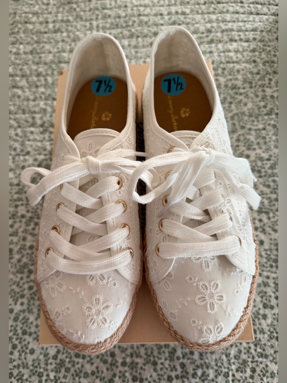 Tommy Bahama Footwear Galana White Eyelet Shoes - Size 7-1/2M - NWOT